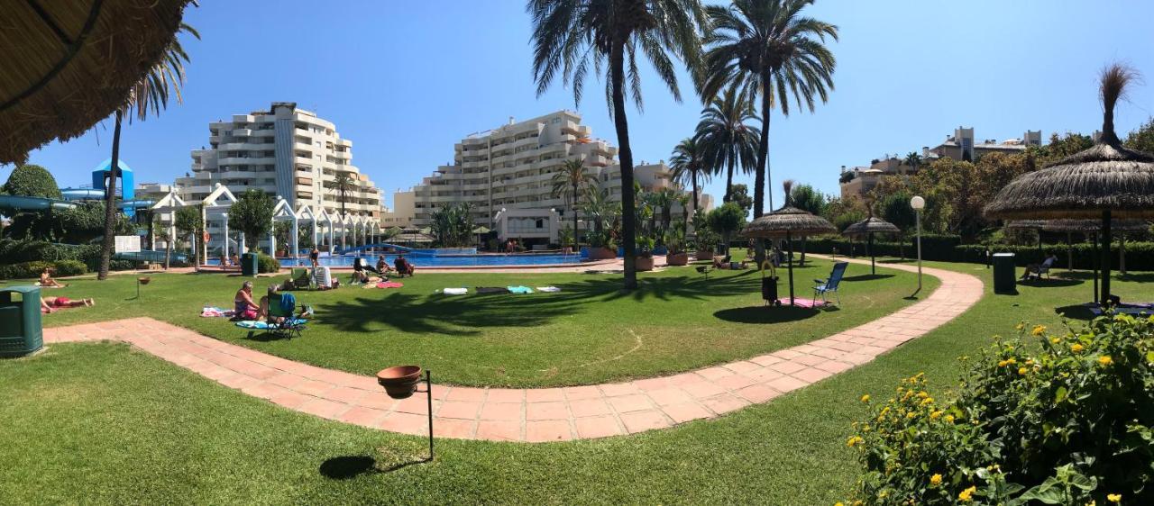 Benal Beach Suite, Parque Acuatico Y Vistas Al Mar Бенальмадена Екстер'єр фото