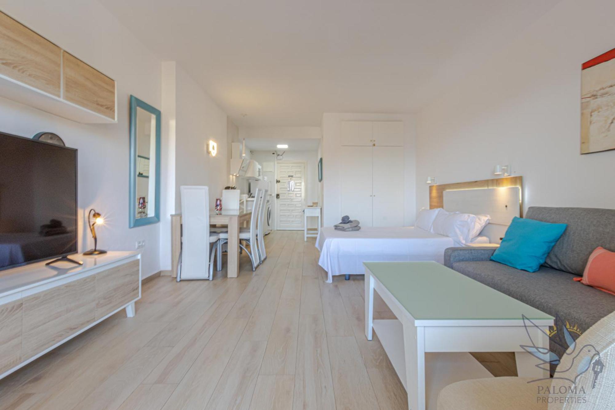 Benal Beach Suite, Parque Acuatico Y Vistas Al Mar Бенальмадена Екстер'єр фото